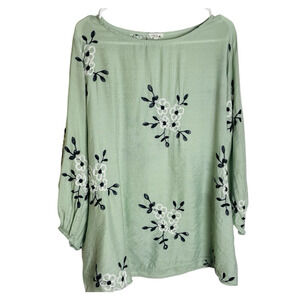 Anthropologie Kindred Embroidered Blouse Tunic Womens‎ 1X Green Floral Boat Neck